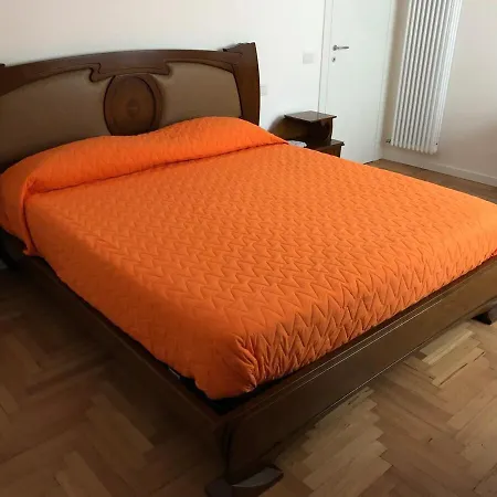 Appartea Apartment *